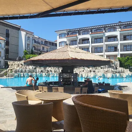 Vineyard Luxery Apartament